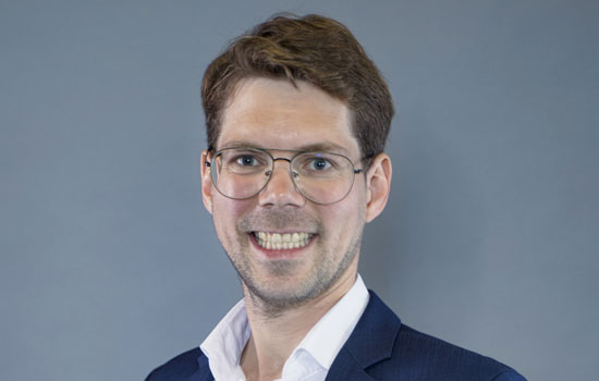 Dr. Carl Heckmann